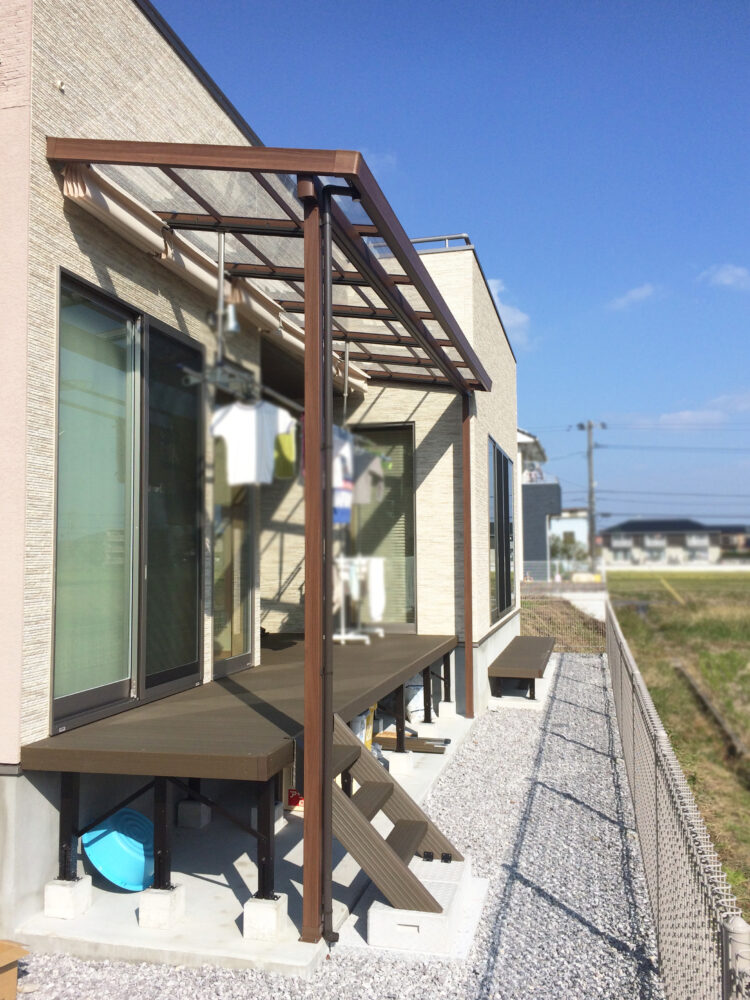 テラス屋根シュエット設置後