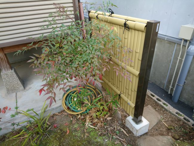 竹フェンスを設置したお庭2