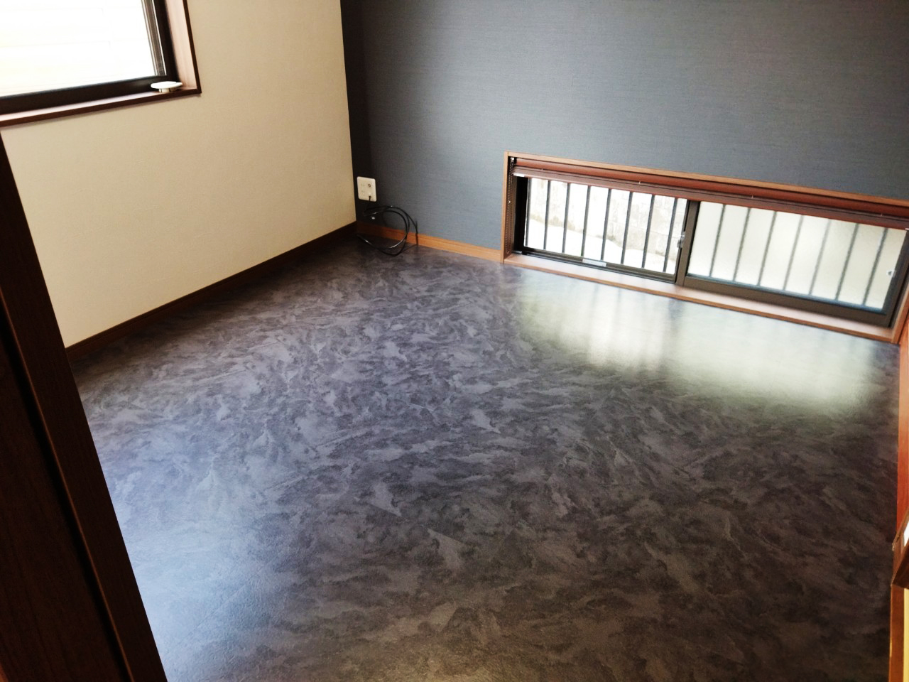 壁紙と床のリフォームをした和室２