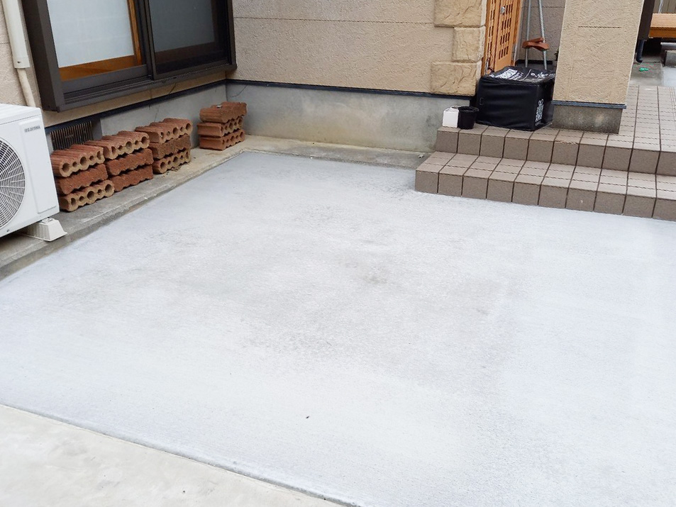 リガーデン工事で土間コンクリート打設をしたお庭