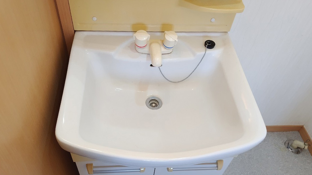 取替予定の洗面化粧台