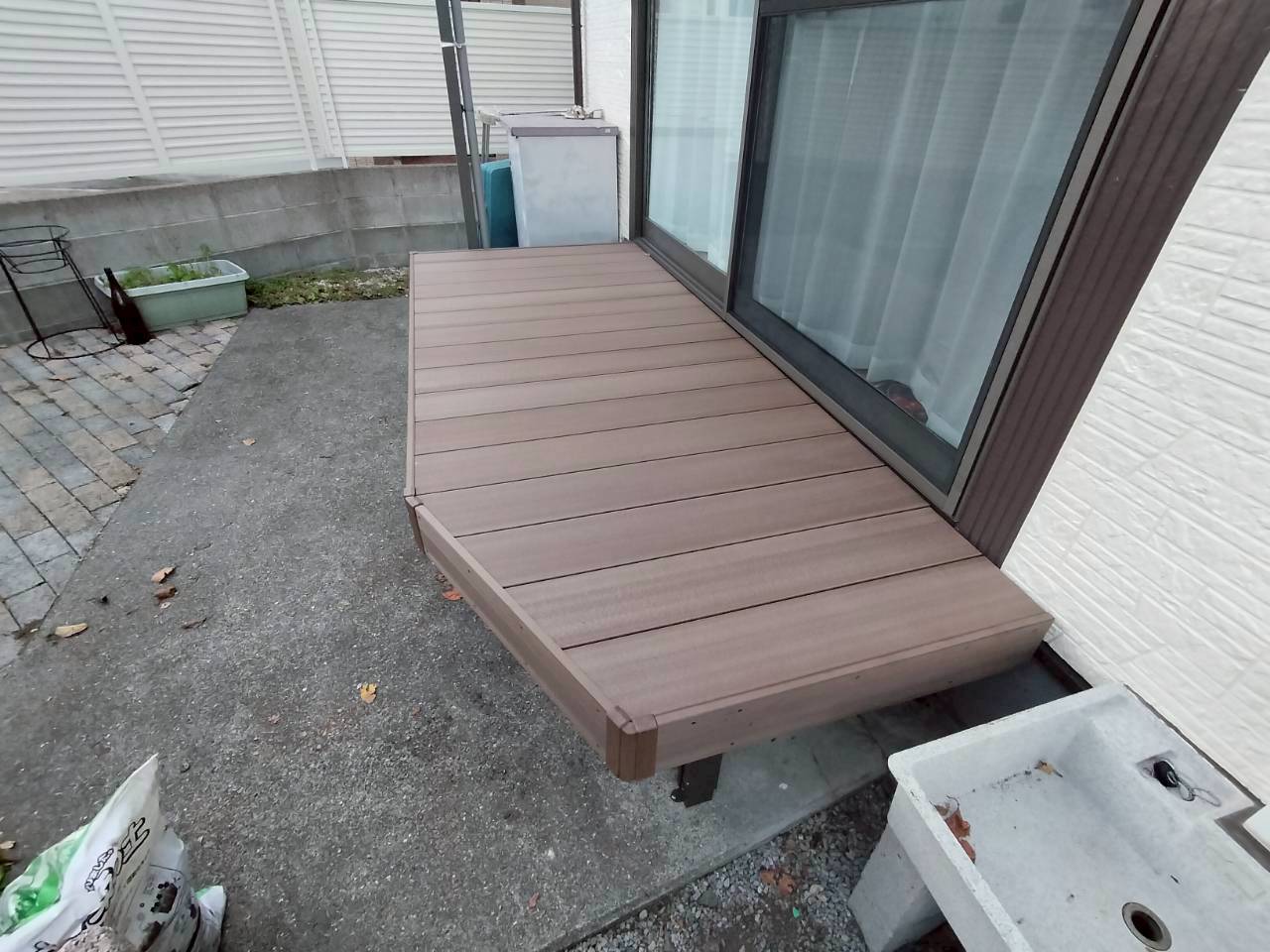 Ａ様邸デッキ完成画像３